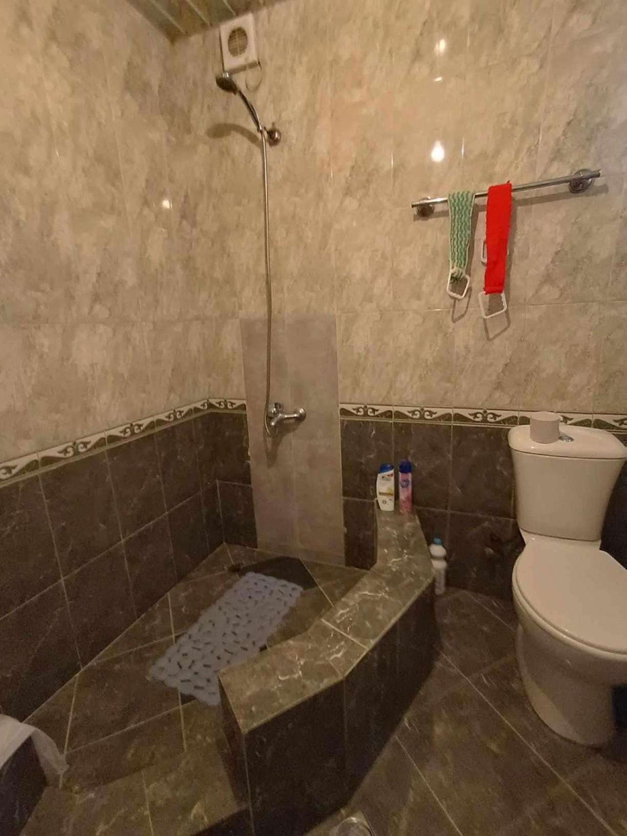 Guest House In Zhabeshi Lali Esterno foto