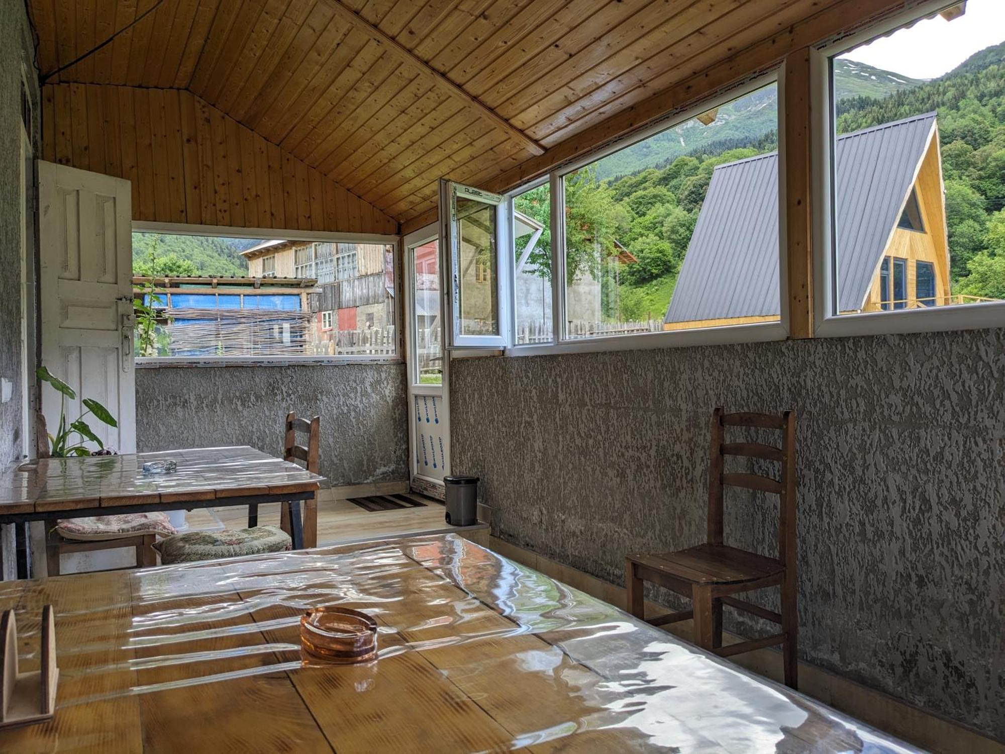 Guest House In Zhabeshi Lali Esterno foto