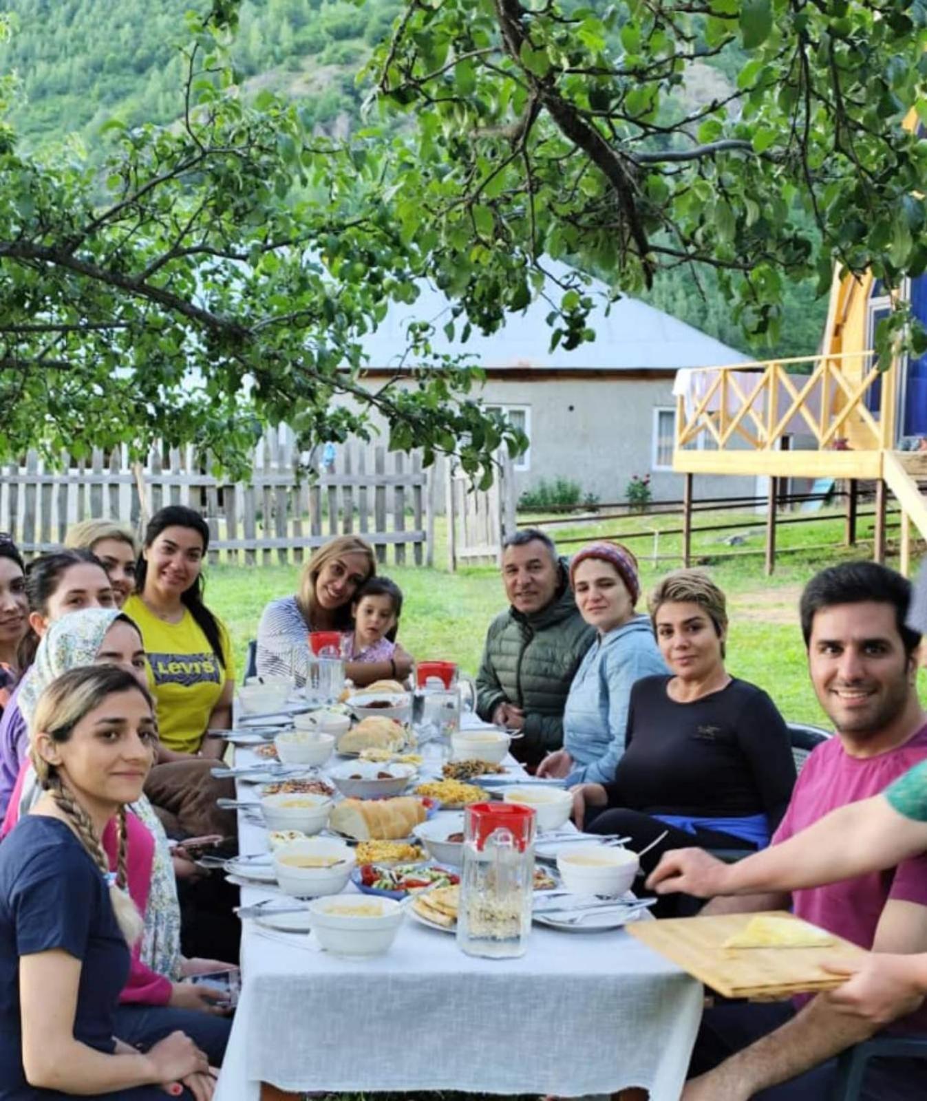 Guest House In Zhabeshi Lali Esterno foto