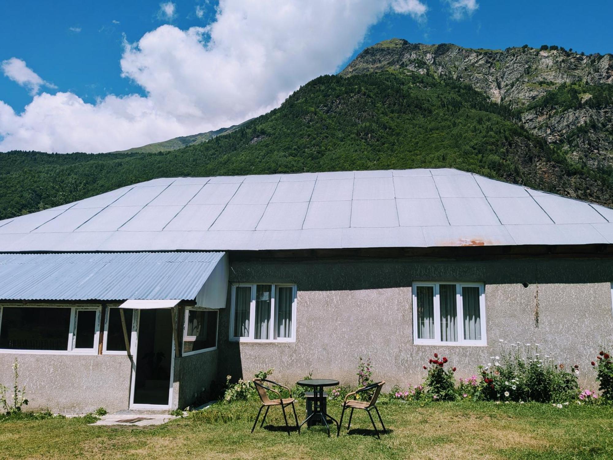 Guest House In Zhabeshi Lali Esterno foto