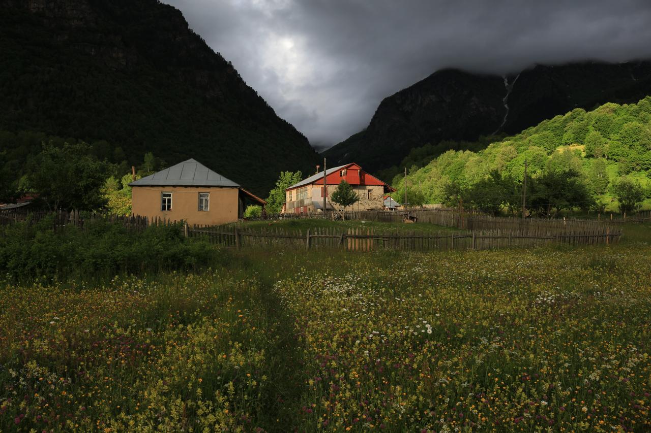 Guest House In Zhabeshi Lali Esterno foto